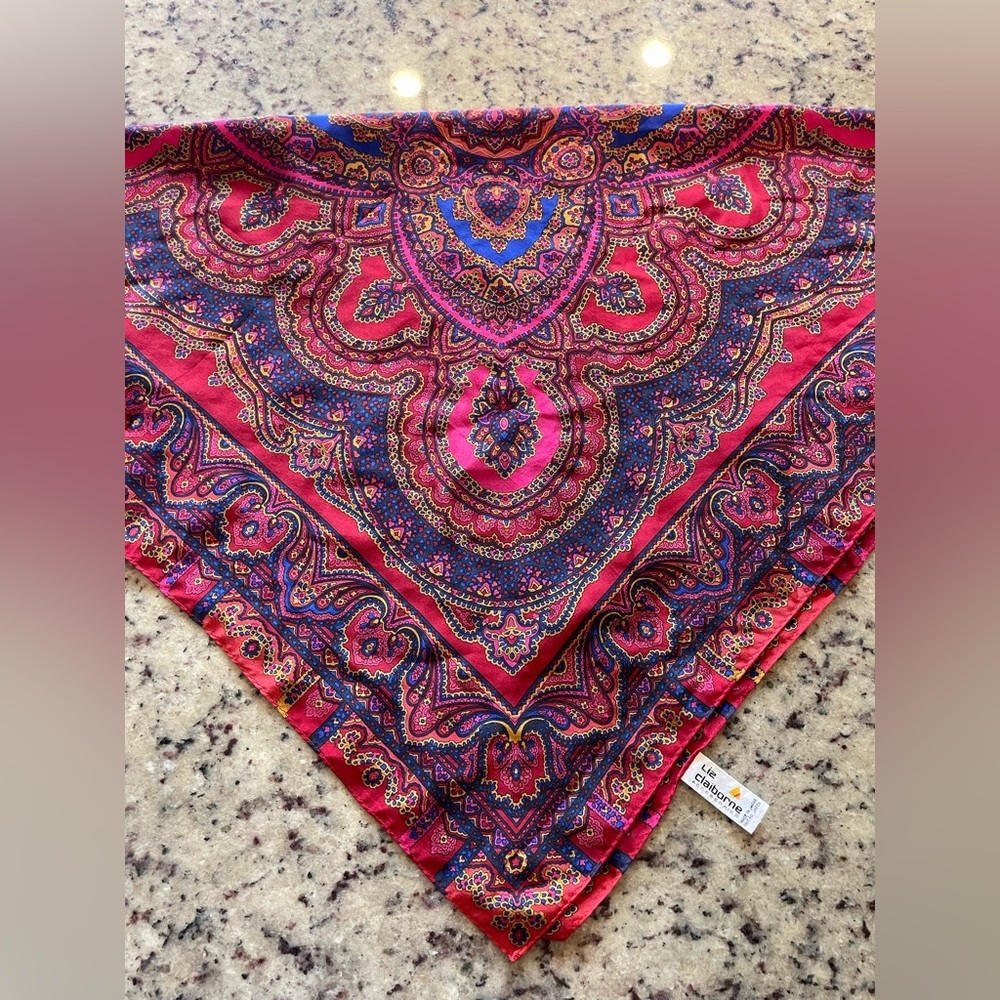 Pristine vintage 100% silk Liz Claiborne Paisley Scarf - Picture 7 of 7